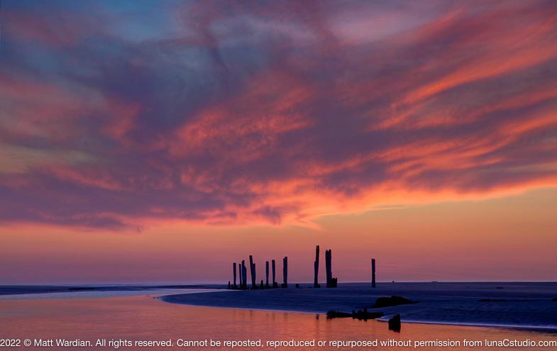 _MG_9006_Joe_creek_piling_crop-med